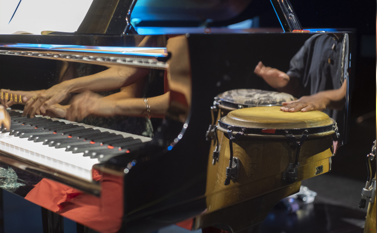 CONCERT DE PIANOS ET PERCUSSIONS